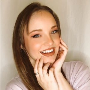 Meet your Posher, Alyona